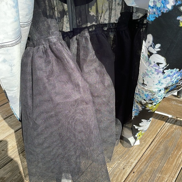 Gorgeous Halter Gown by Blondie Nites - Picture 13 of 17